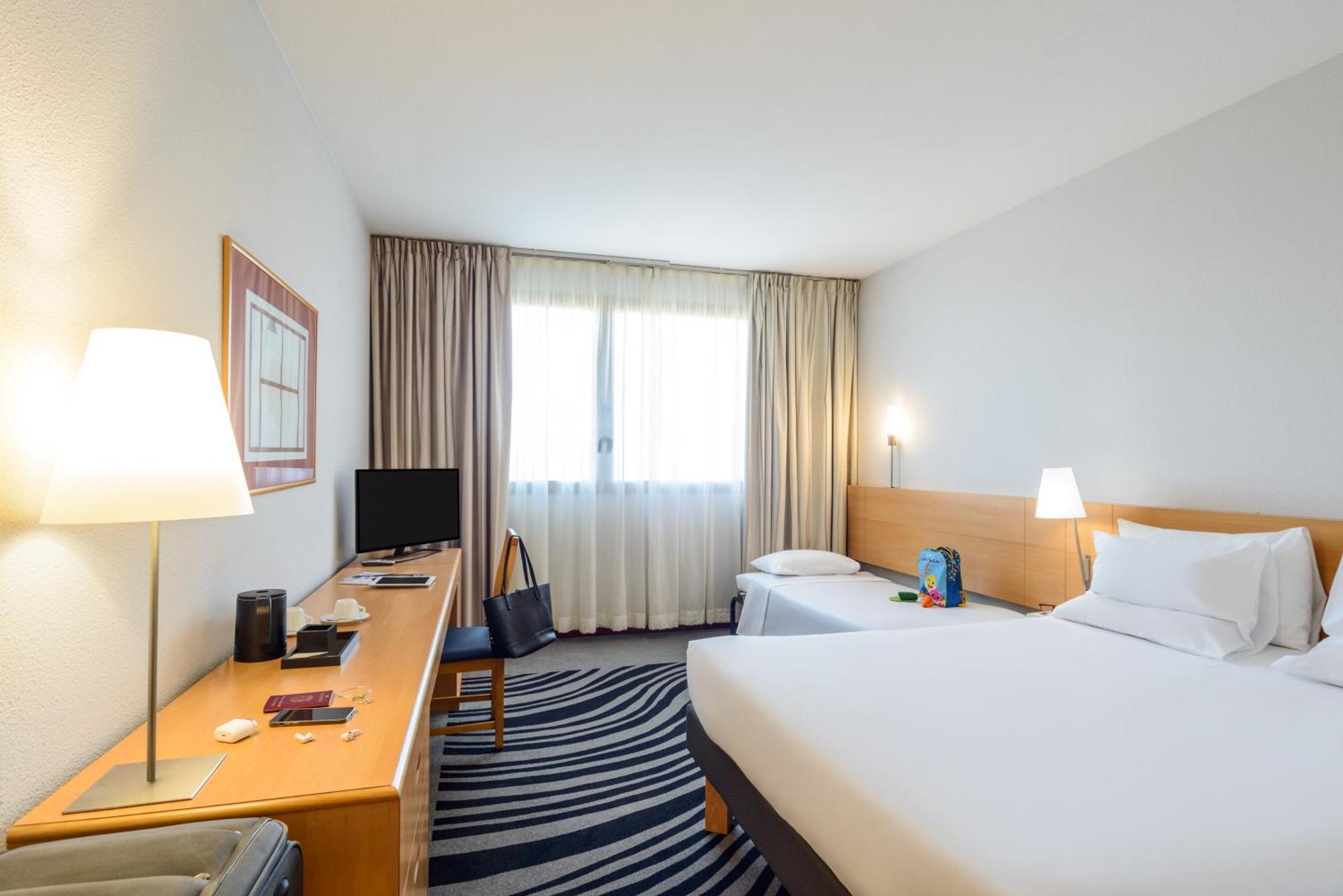 โนโวเทล โตริโน กอร์โซ จูลิโอ เชซาเล Hotel ตูริน ภายนอก รูปภาพ